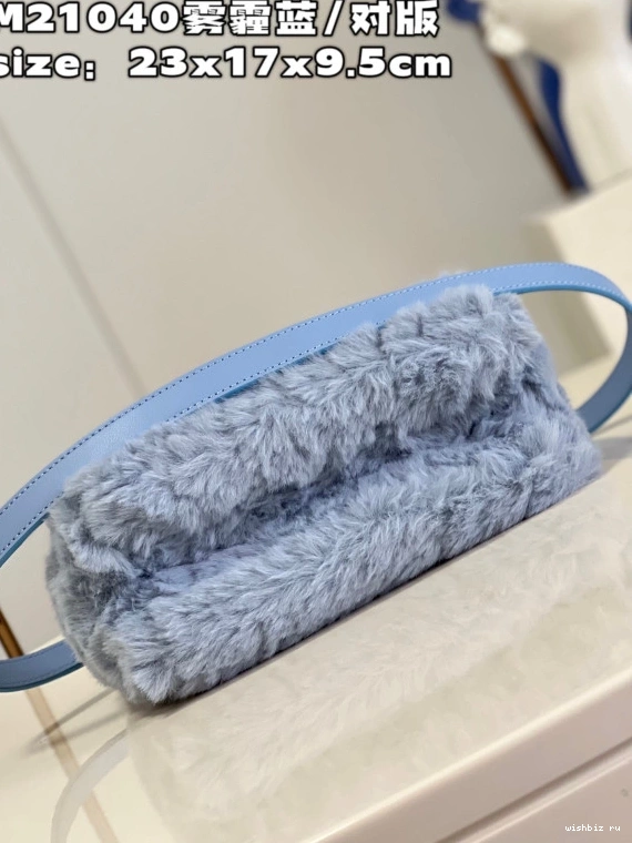 WIS MM TWIST VUITTON LOUIS 1224